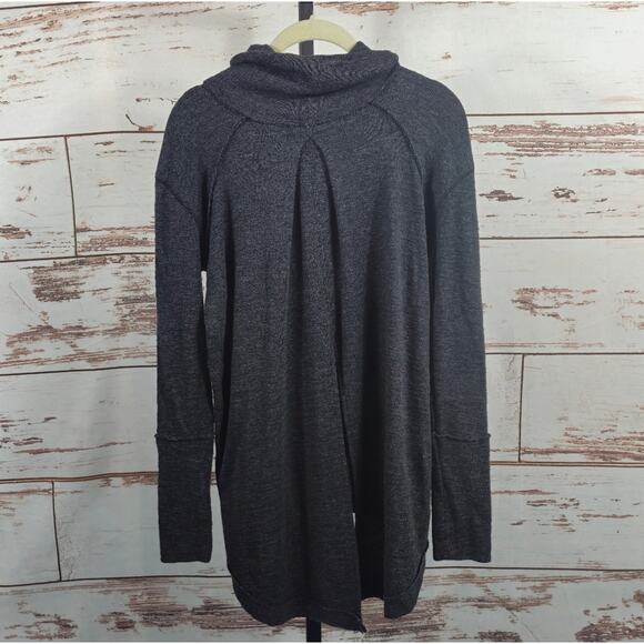 Free People We The Free Split Back Turtleneck Sweater Grey Size Small - Picture 2 of 7